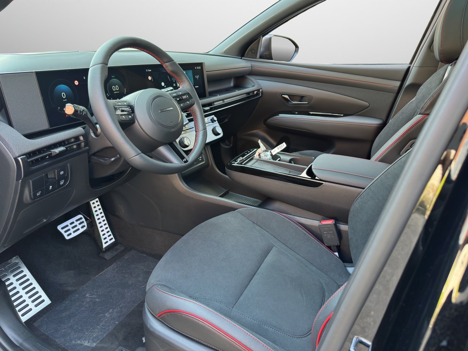 HYUNDAI Tucson 1.6 T-GDi HEV N-Line LUX.pack 4WD MY25, Full-Hybrid Petrol/Electric, New car, Automatic - 5