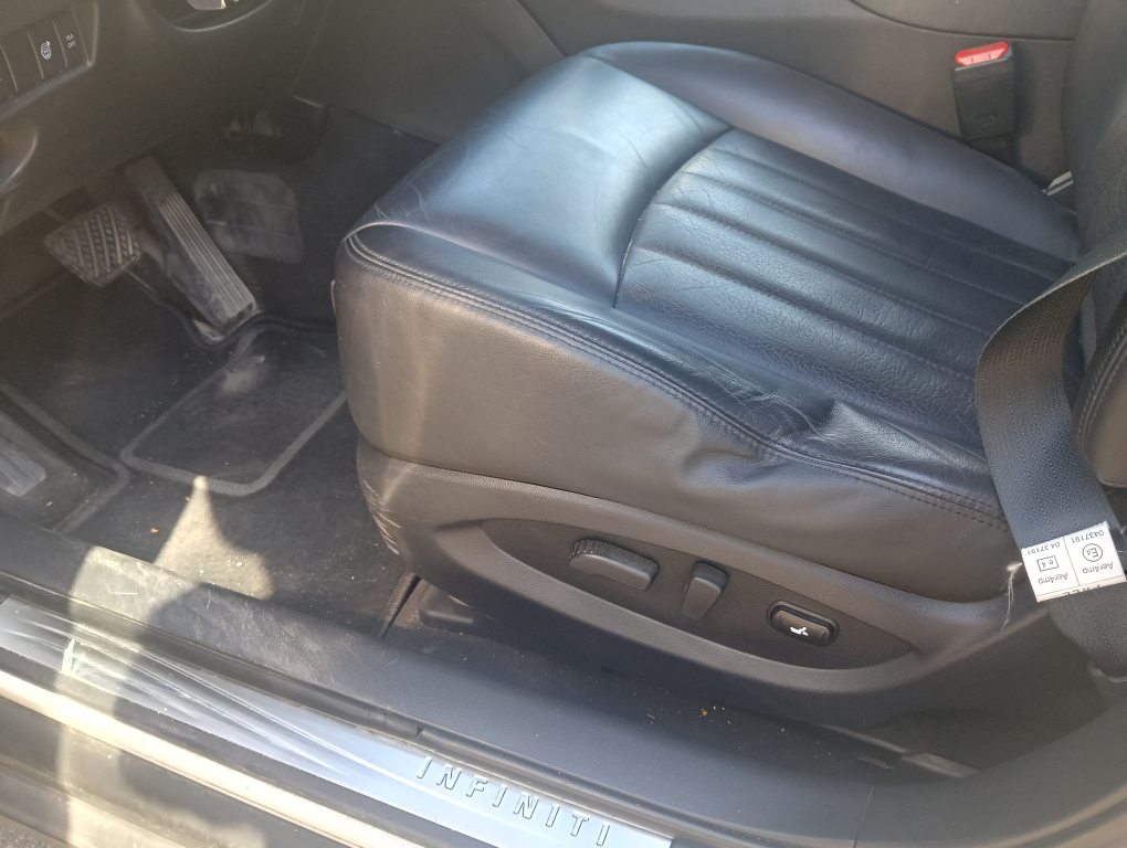 INFINITI EX 30d AWD, Diesel, Second hand / Used, Automatic - 3