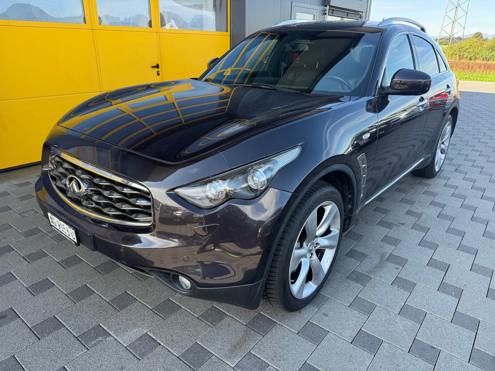 INFINITI FX50 S AWD Automatic