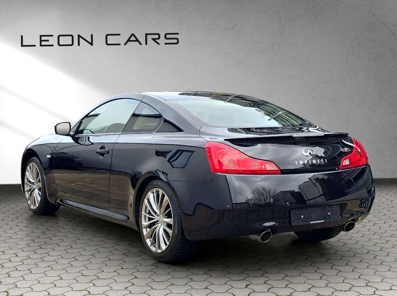 INFINITI G37 3.7 V6 Coupé S Automatic, Essence, Occasion / Utilisé, Automatique - 2