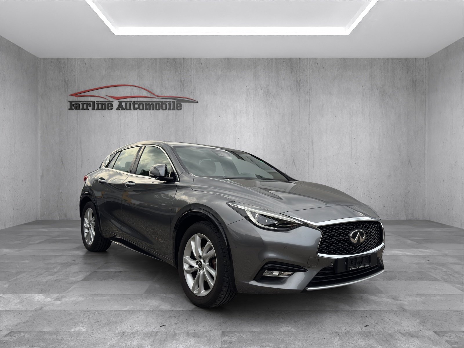 INFINITI Q30 1.6t Business Executive FWD, Benzina, Occasioni / Usate, Manuale - 3