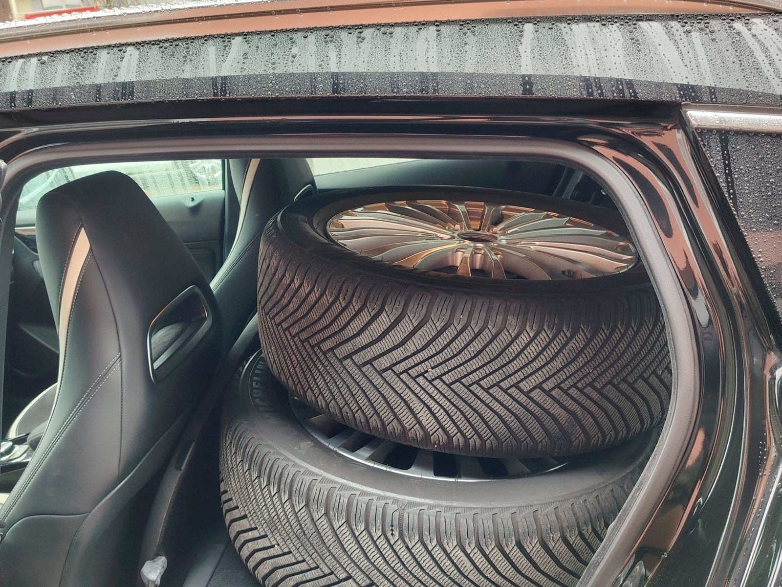 INFINITI Q30 2.0t Sport AWD DCT, Benzin, Occasion / Gebraucht, Automat - 7