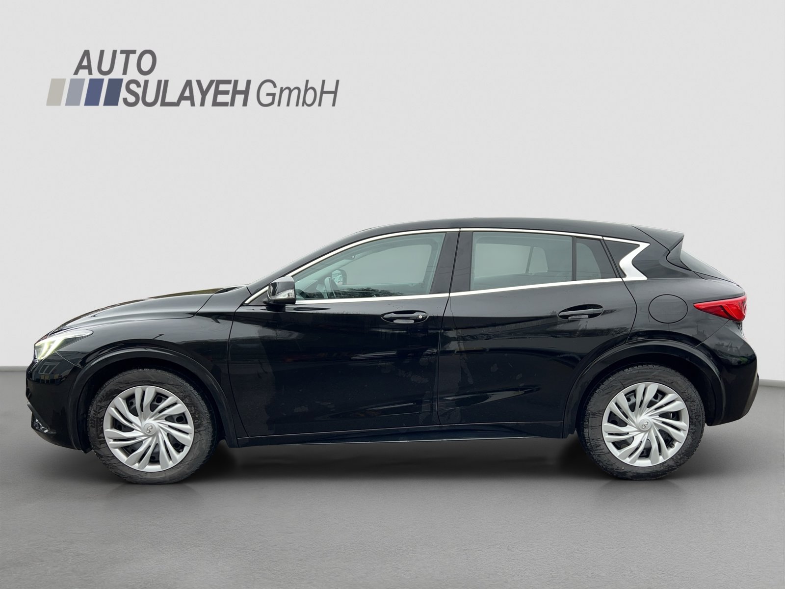 INFINITI Q30 1.6t Sport FWD DCT, Essence, Occasion / Utilisé, Automatique - 2