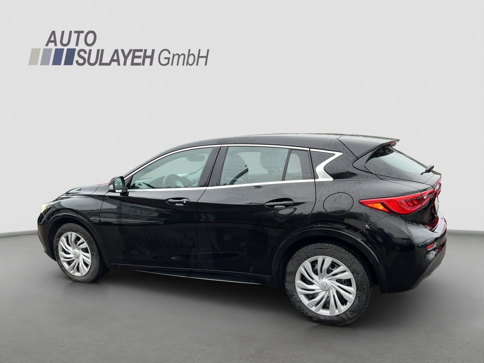 INFINITI Q30 1.6t Sport FWD DCT, Essence, Occasion / Utilisé, Automatique - 3
