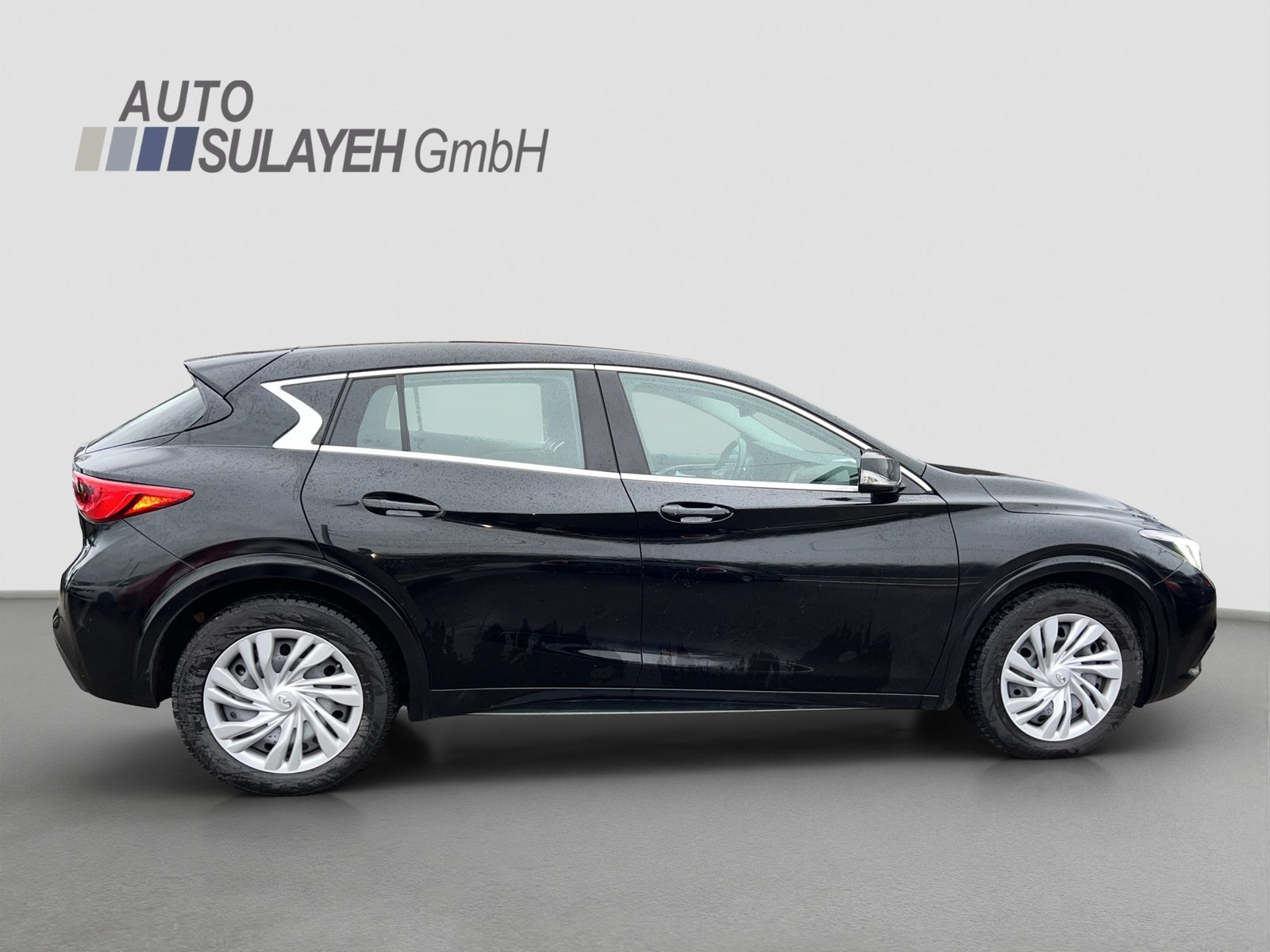 INFINITI Q30 1.6t Sport FWD DCT, Essence, Occasion / Utilisé, Automatique - 5