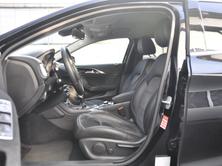 INFINITI Q30 1.6t Premium Tech FWD, Benzin, Occasion / Gebraucht, Handschaltung - 5