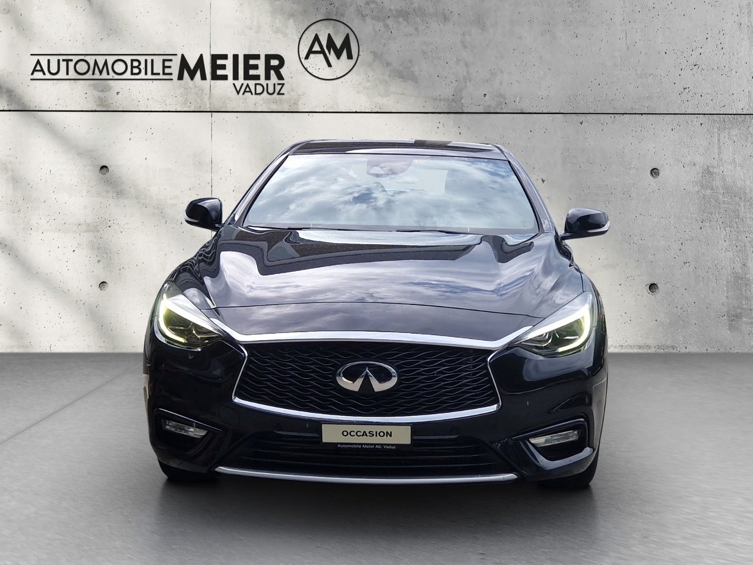INFINITI Q30 2.2d Premium DCT AWD, Diesel, Second hand / Used, Automatic - 2
