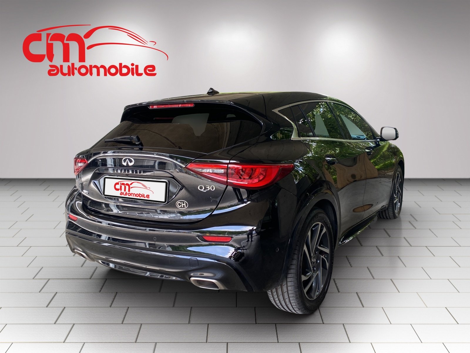 INFINITI Q30 2.2d Luxe AWD DCT, Diesel, Occasion / Utilisé, Automatique - 3