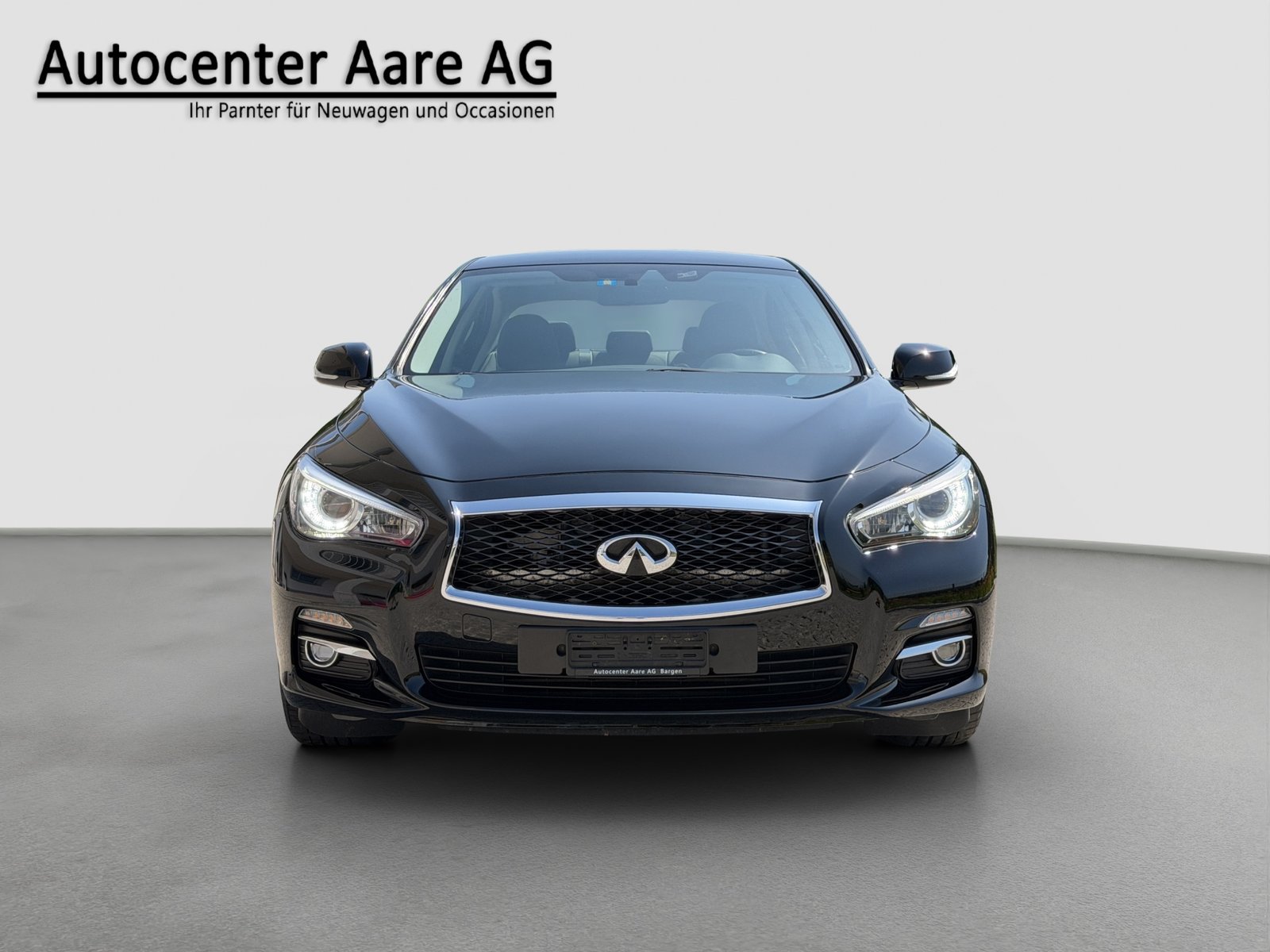 INFINITI Q50 2.2d Premium, Diesel, Occasion / Gebraucht, Automatik - 2