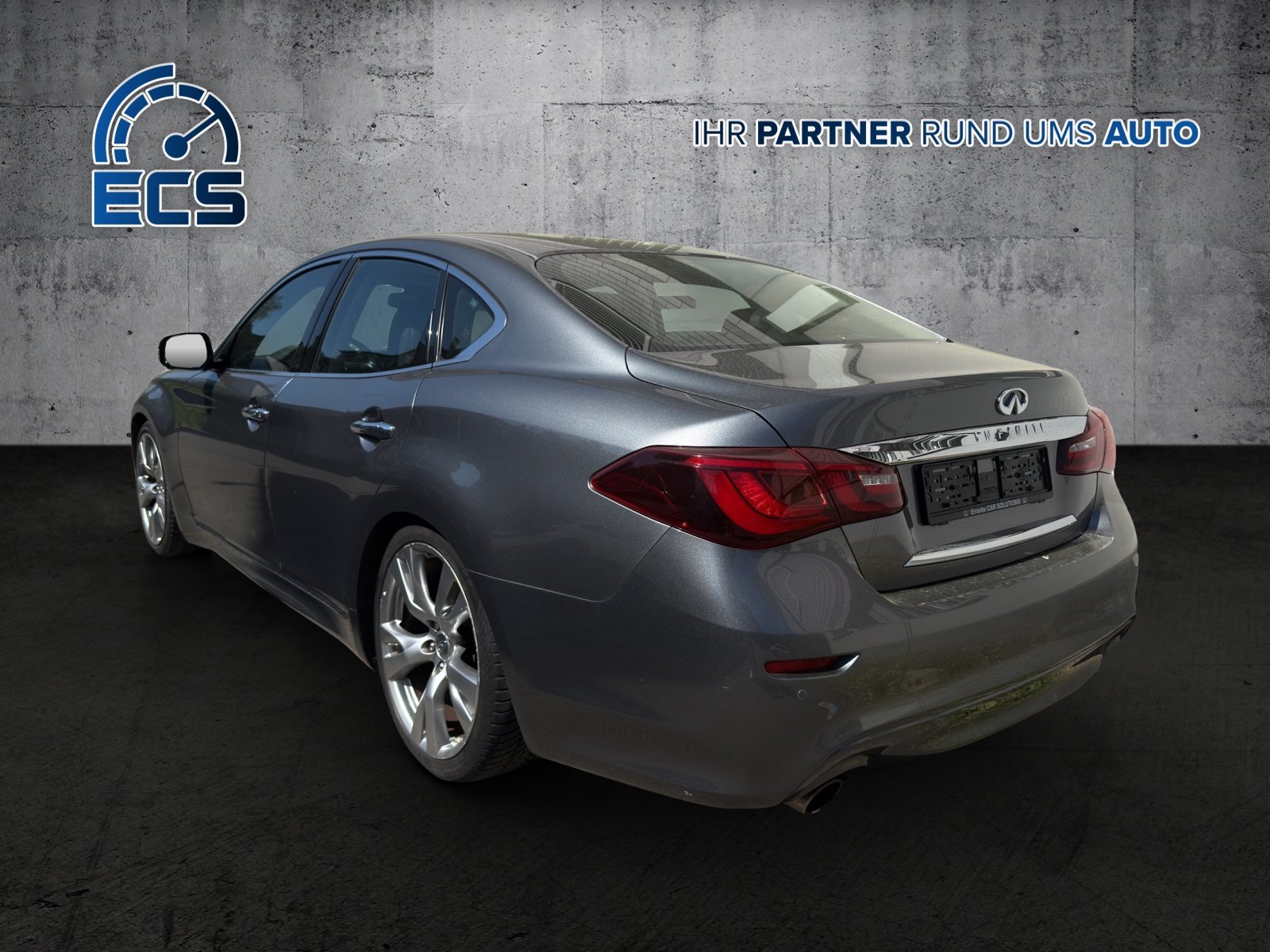 INFINITI Q70 35h Premium Automatic Voll-Hybrid *CH-Fahrzeug*, Voll-Hybrid Benzin/Elektro, Occasion / Gebraucht, Automatik - 2