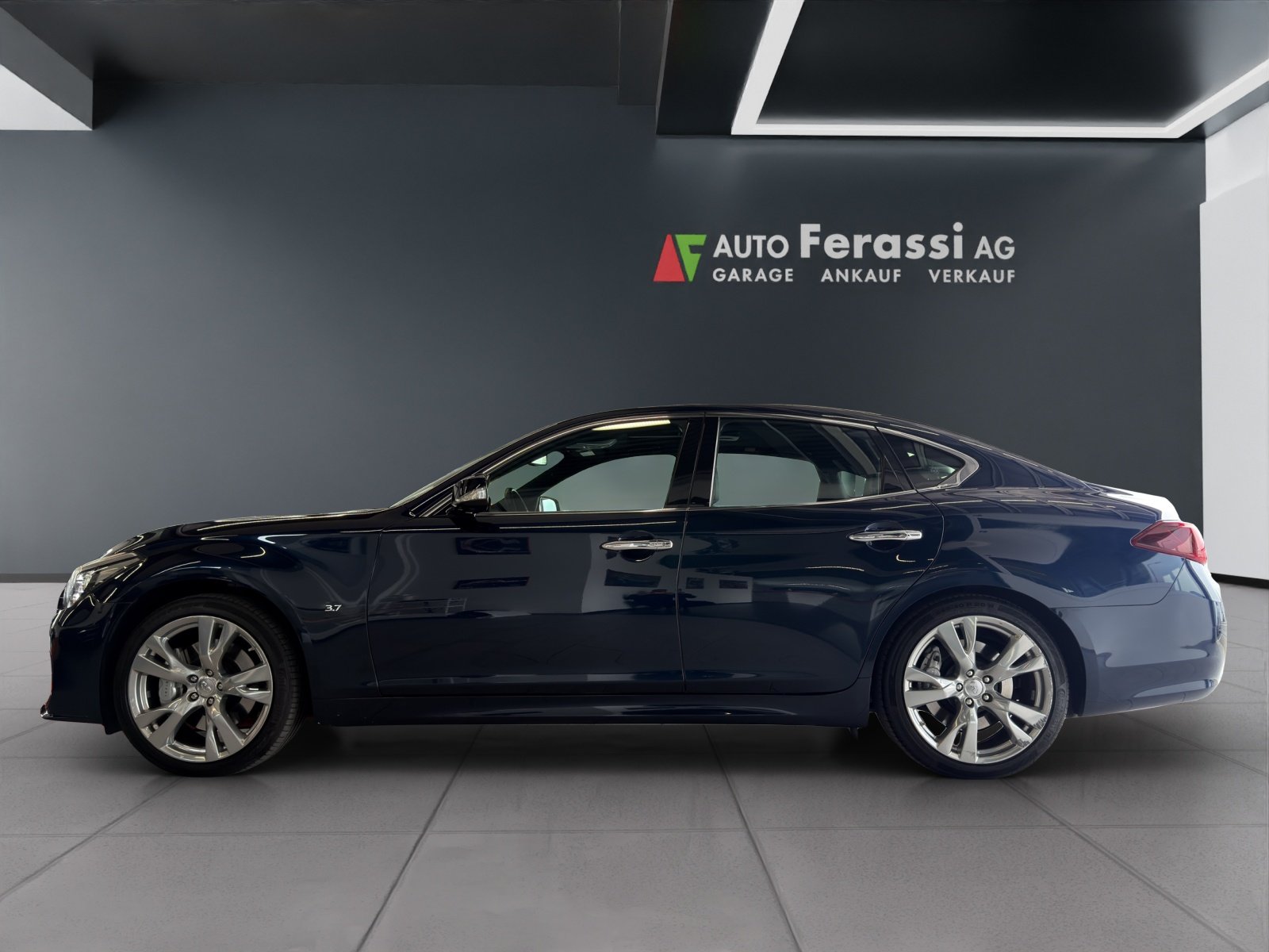 INFINITI Q70 3.7 S Premium Automatic, Petrol, Second hand / Used, Automatic - 2