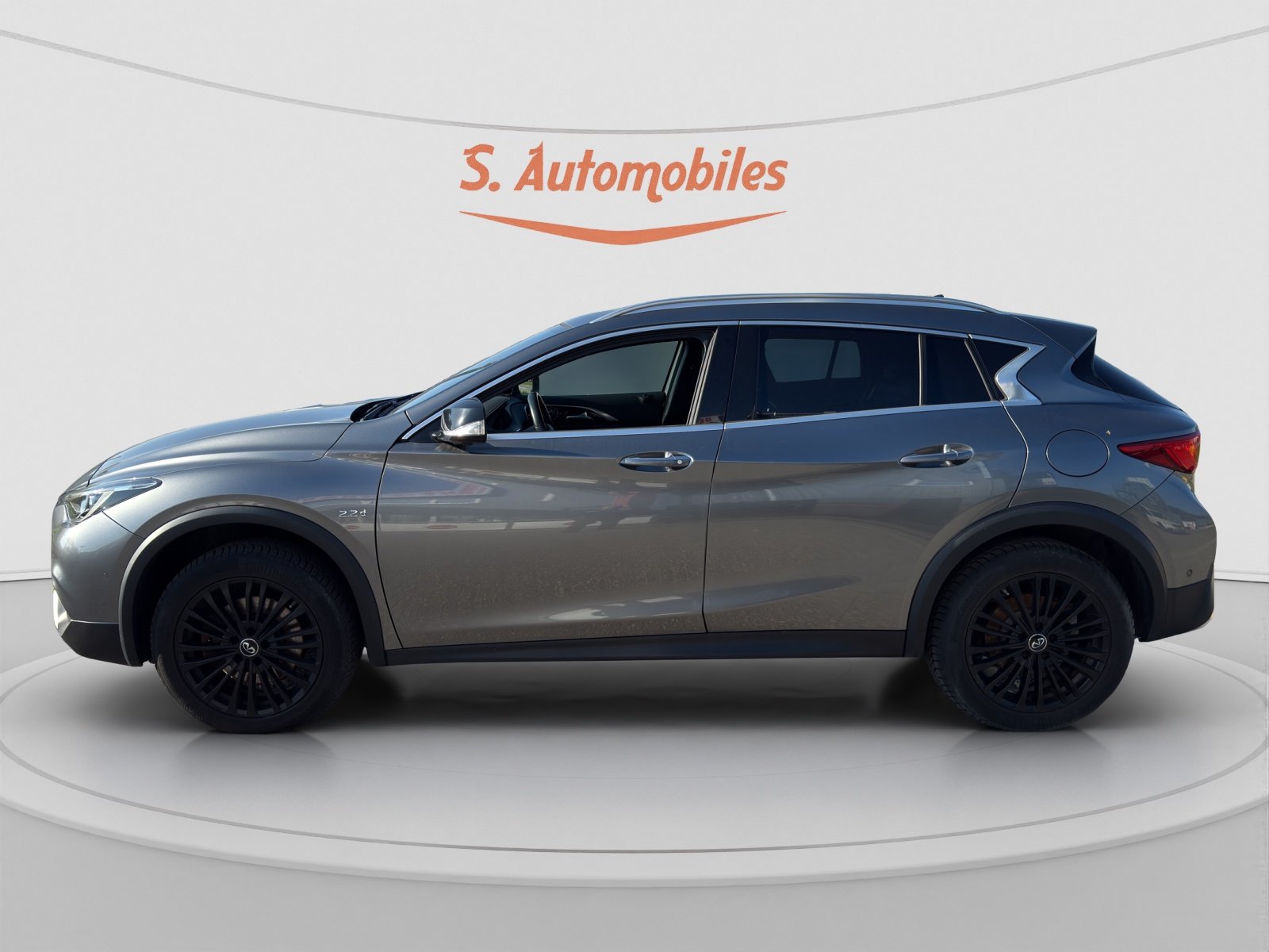 INFINITI QX30 2.2d Premium Tech DCT AWD, Diesel, Occasion / Gebraucht, Automatik - 2