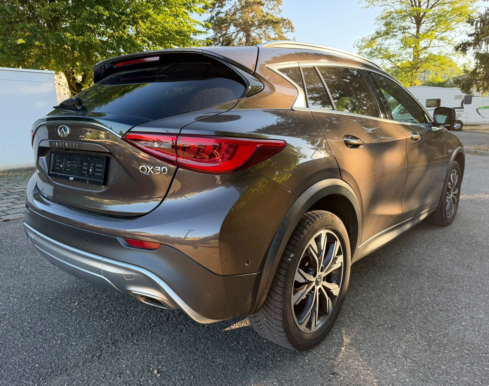 INFINITI QX30 2.2d Premium DCT AWD, Diesel, Second hand / Used, Automatic - 5