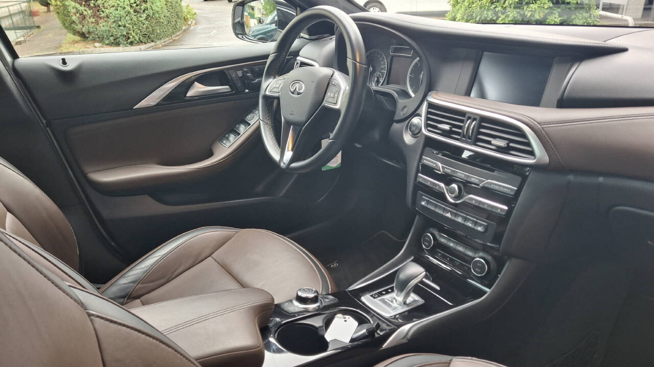 INFINITI QX30 2.2d Premium Tech DCT AWD, Diesel, Occasioni / Usate, Automatico - 7