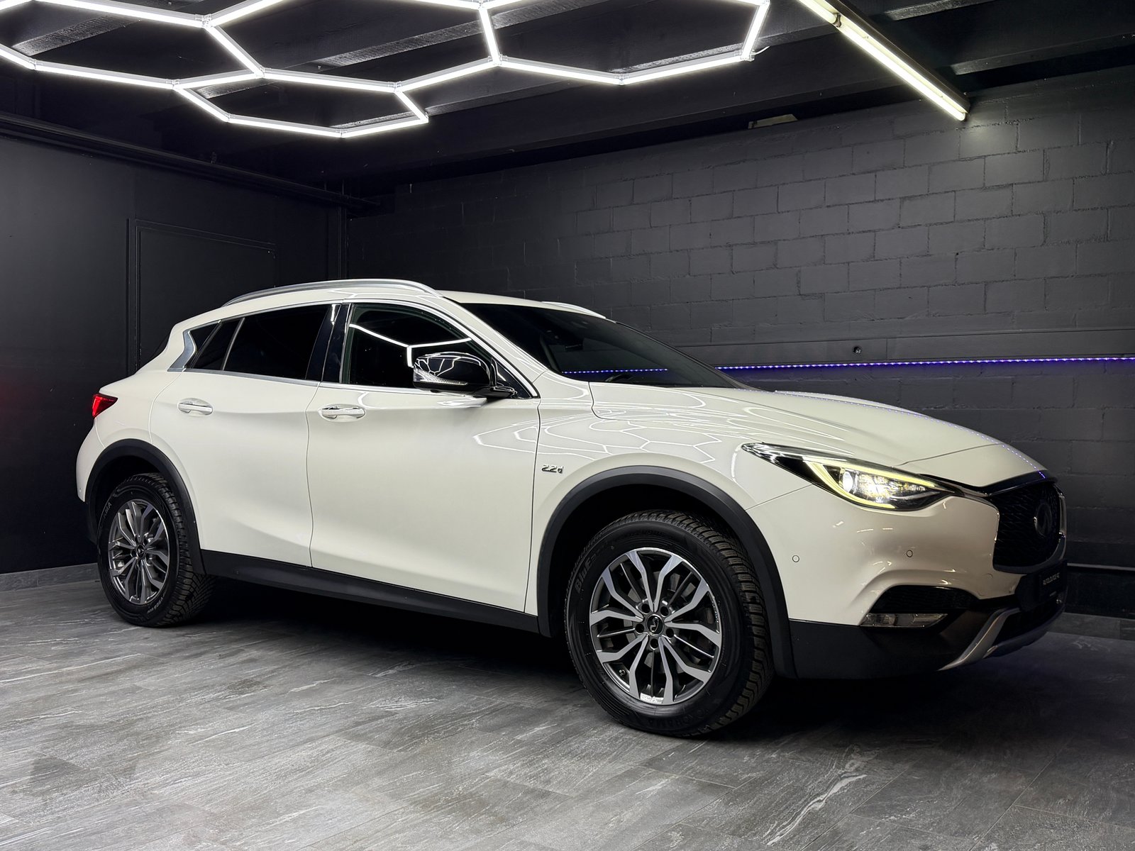INFINITI QX30 2.2d Premium Tech DCT AWD, Diesel, Occasioni / Usate, Automatico - 4