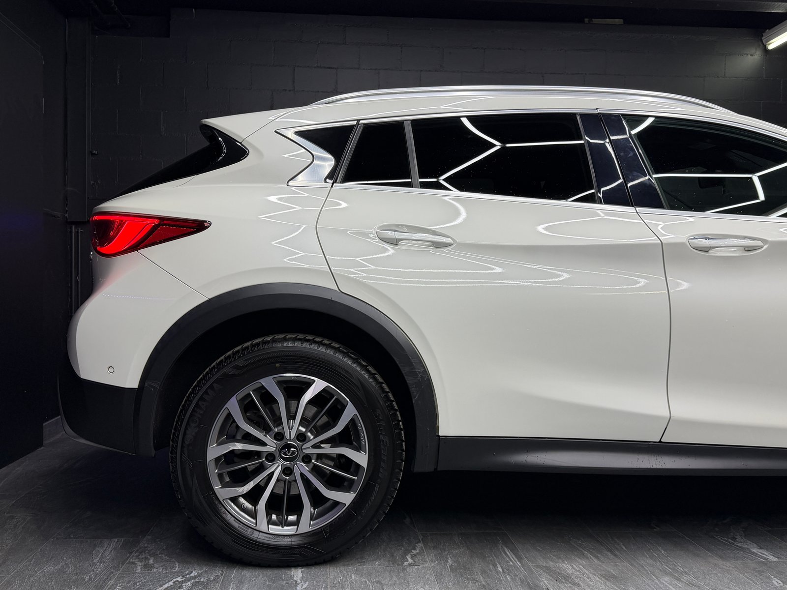 INFINITI QX30 2.2d Premium Tech DCT AWD, Diesel, Occasioni / Usate, Automatico - 7
