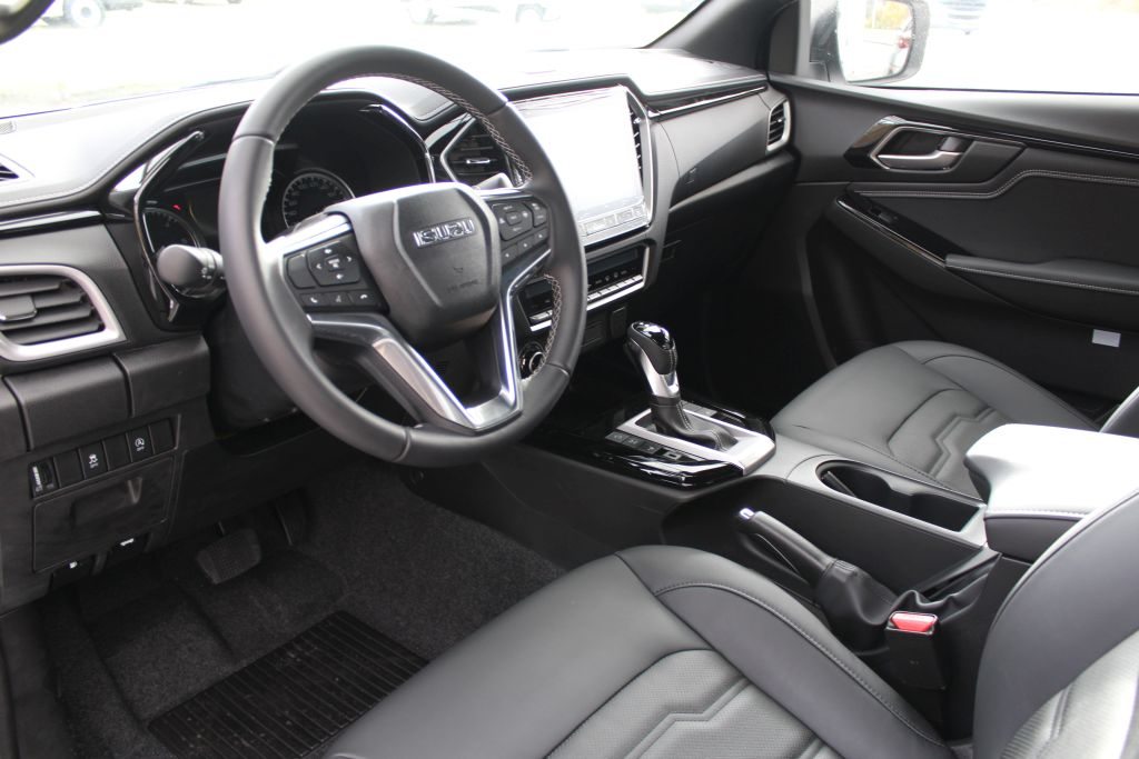 ISUZU D-Max Crew Pick-up 1.9 DDi N60 FF 4x4, Diesel, Neuwagen, Automat - 3