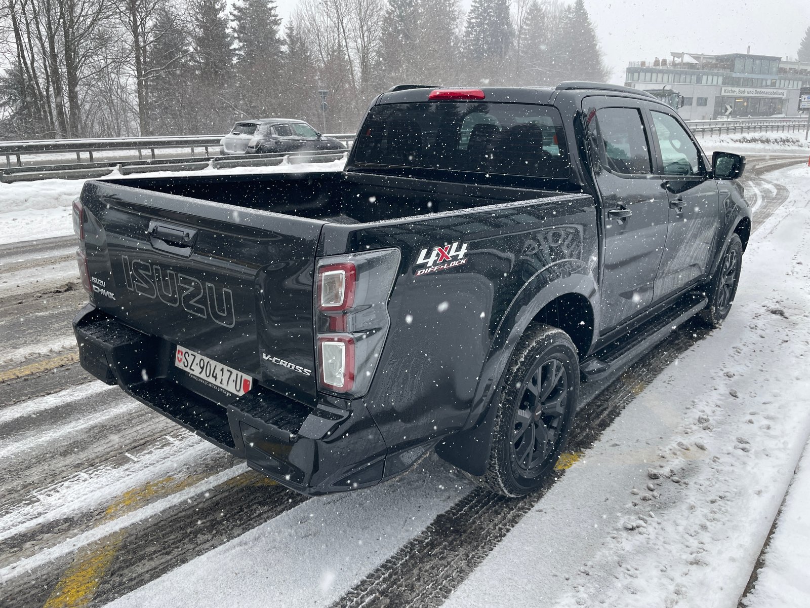 ISUZU D-MAX 1.9 CrewCab N60FF 4x4 AT, Diesel, Neuwagen, Automatik - 5