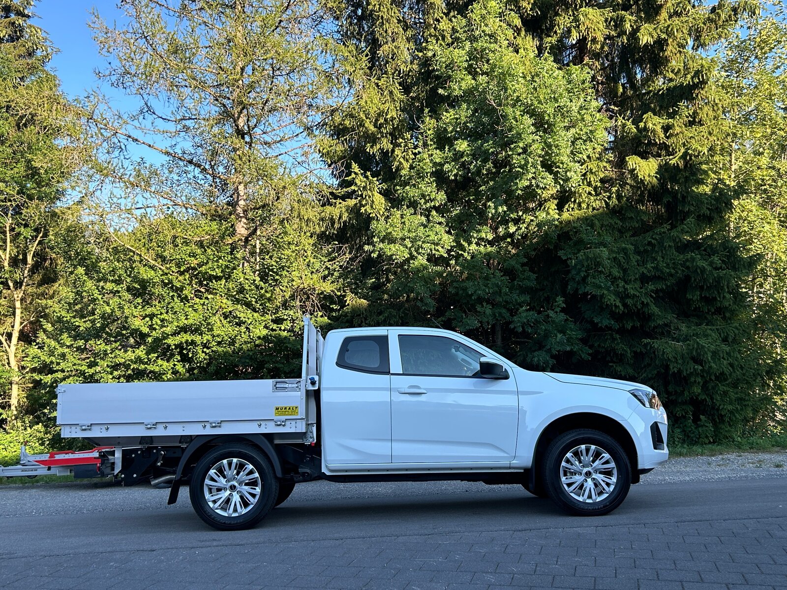 ISUZU D-MAX 1.9 CrewCab N60BB+ 4x4, Diesel, Neuwagen, Automatik - 5