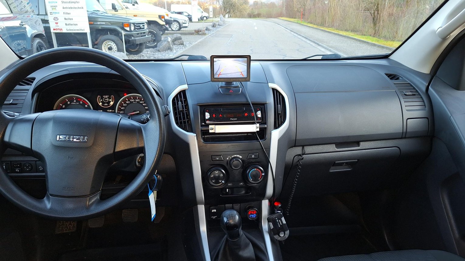 ISUZU D-MAX 1.9 Crew Cab Planet 4x4, Diesel, Second hand / Used, Manual - 6
