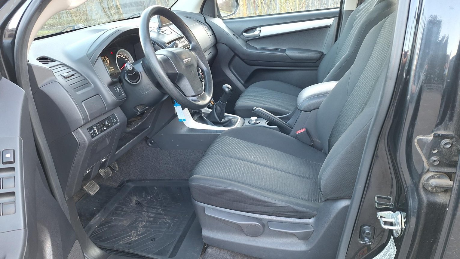ISUZU D-MAX 1.9 Crew Cab Planet 4x4, Diesel, Second hand / Used, Manual - 7