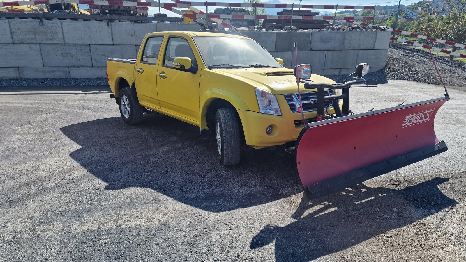 ISUZU D-MAX CrewCab LS 2.5 4x4, Diesel, Second hand / Used, Manual - 2