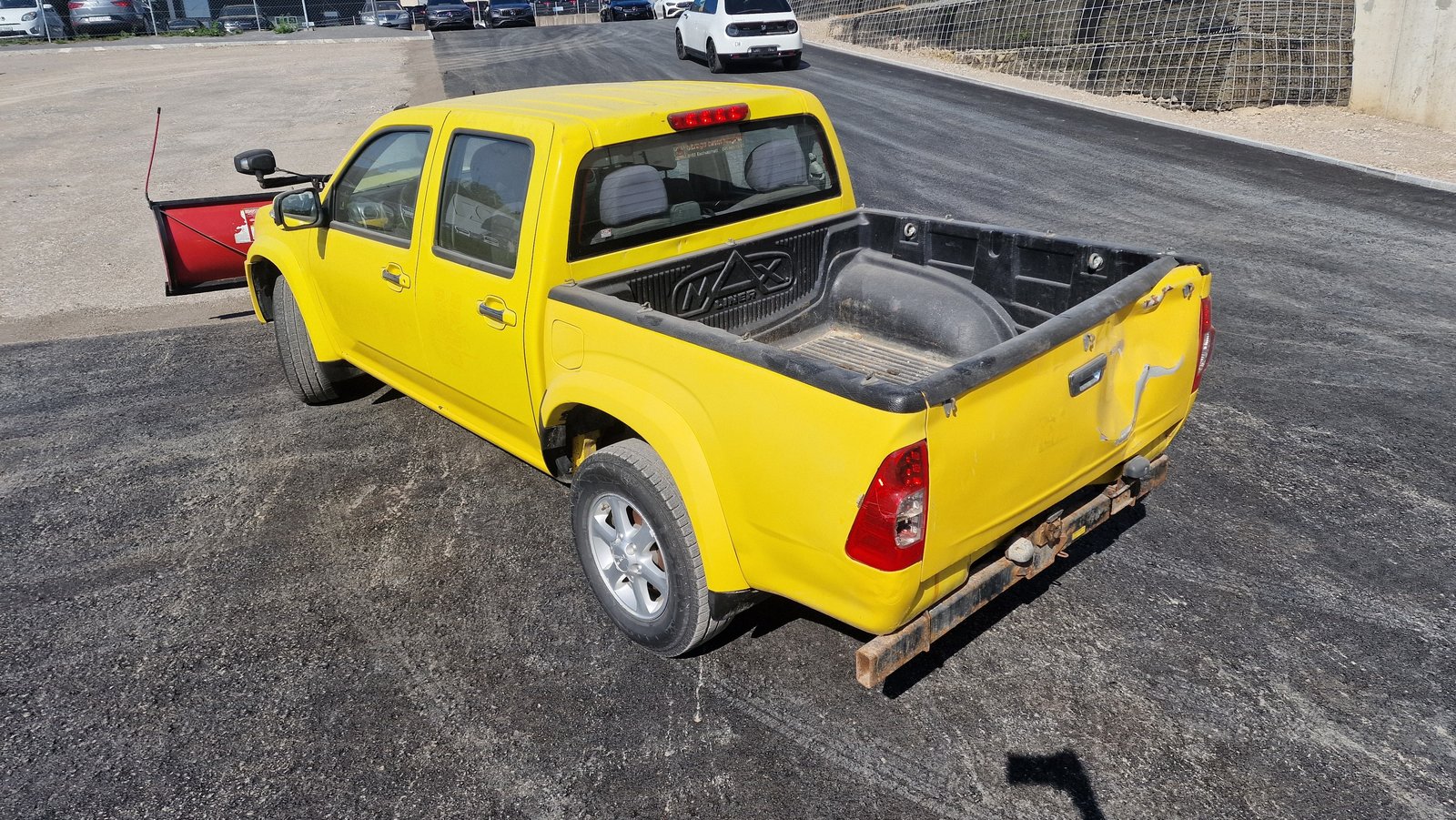 ISUZU D-MAX CrewCab LS 2.5 4x4, Diesel, Second hand / Used, Manual - 4