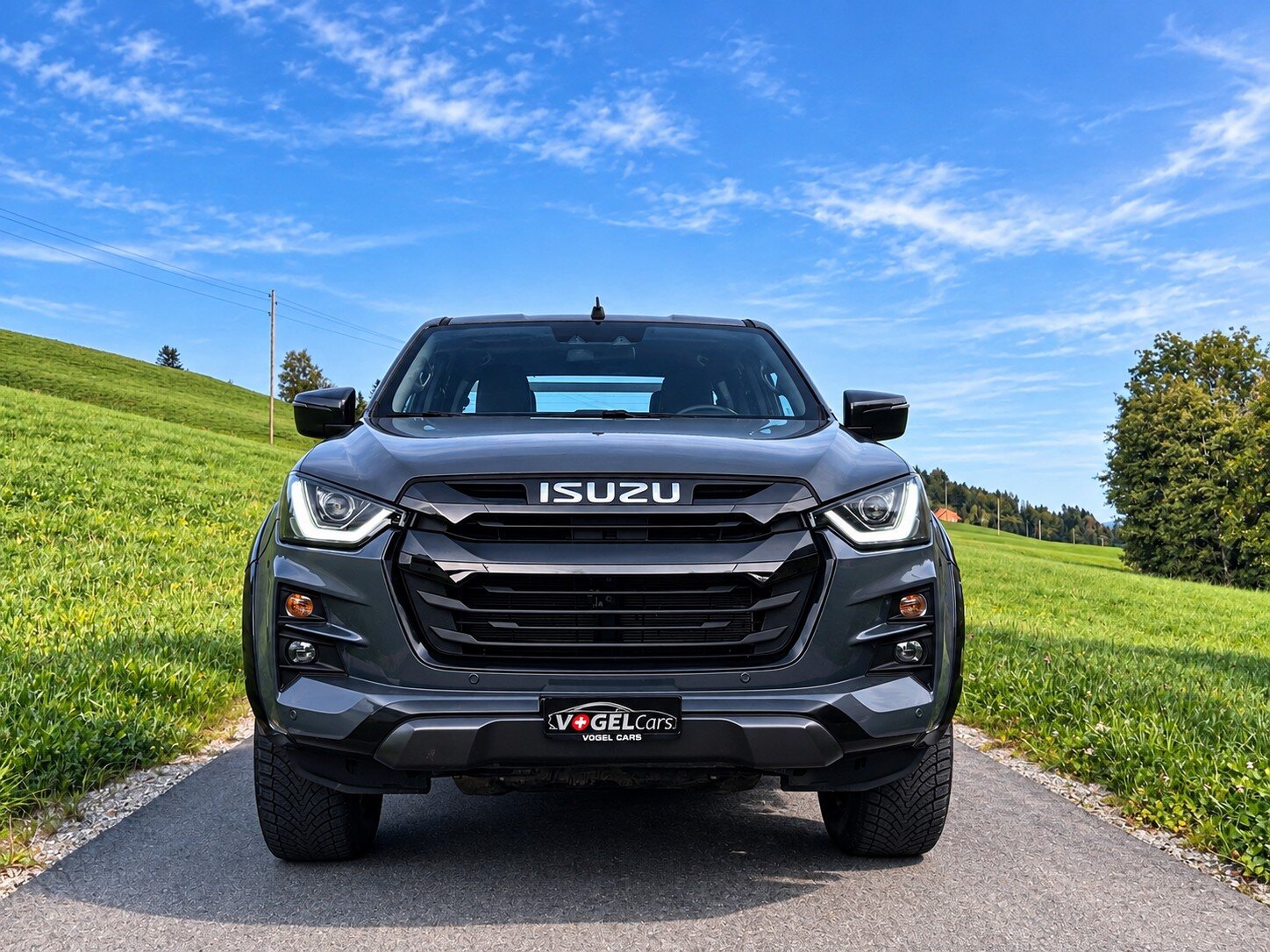 ISUZU D-MAX 1.9 CrewCab N60FF V-Cross 4x4 AT, Diesel, Occasion / Gebraucht, Automatik - 2