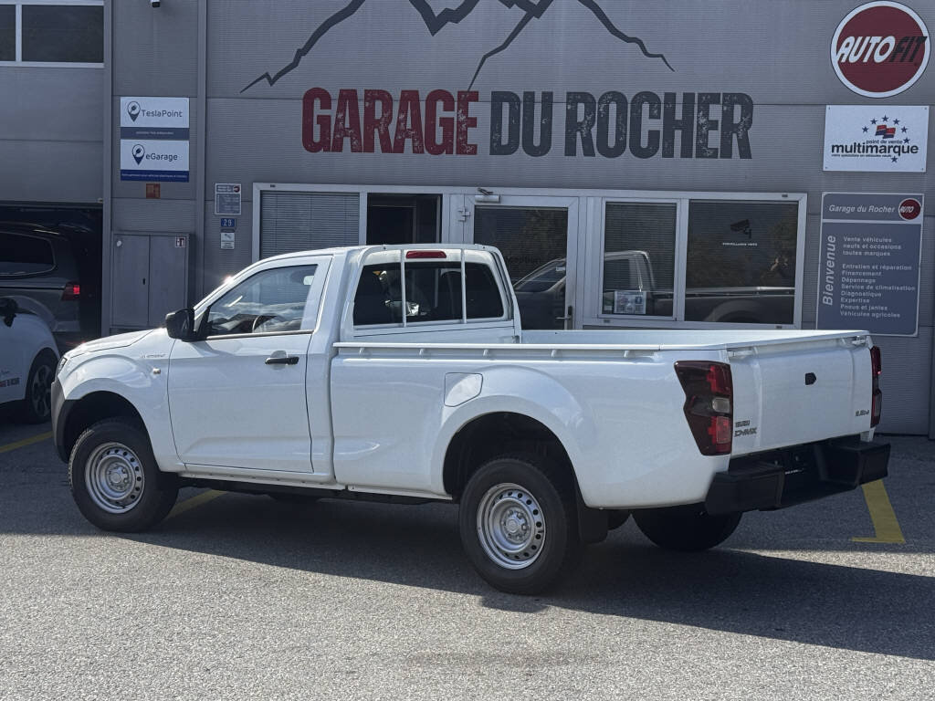 ISUZU D-Max Single pick-up 2.2 DDi B-Strong 4x4, Diesel, New car, Automatic - 2