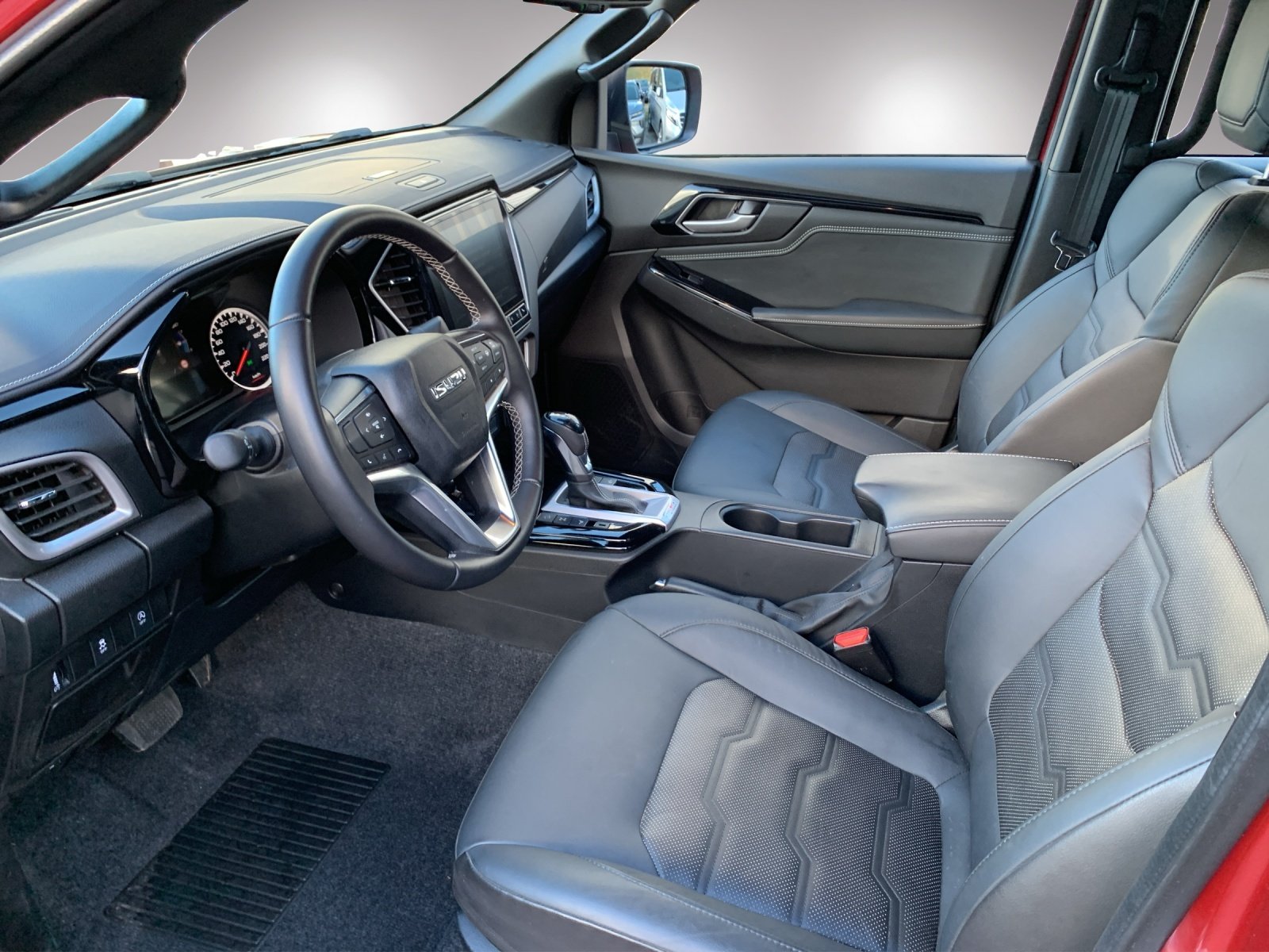 ISUZU D-Max Crew Pick-up 1.9 DDi N60 FF 4x4, Diesel, Ex-demonstrator, Automatic - 6