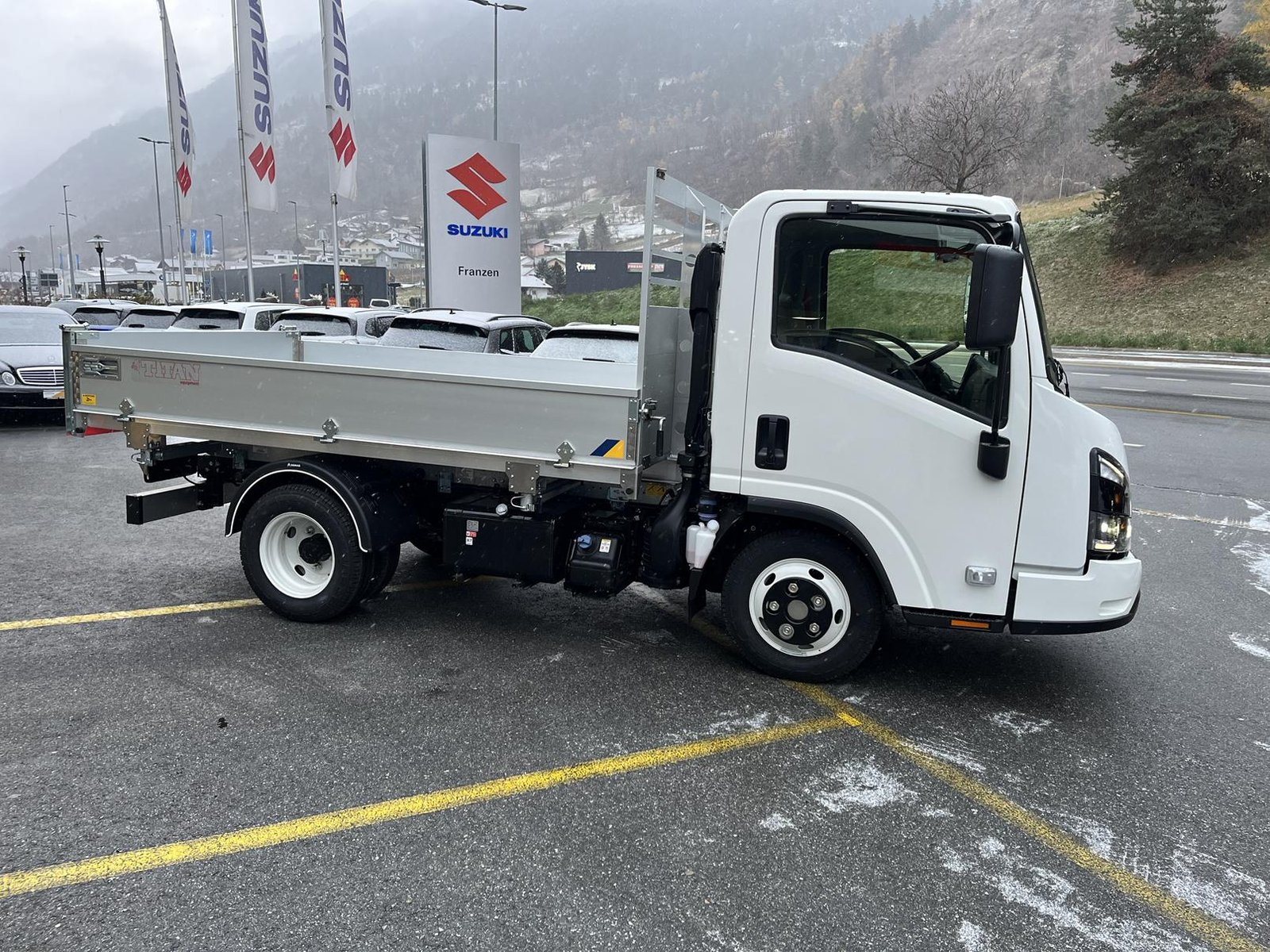 ISUZU M21 Kab.-Ch. E DR 1.9 Ddi TT, Diesel, Auto nuove, Automatico - 6