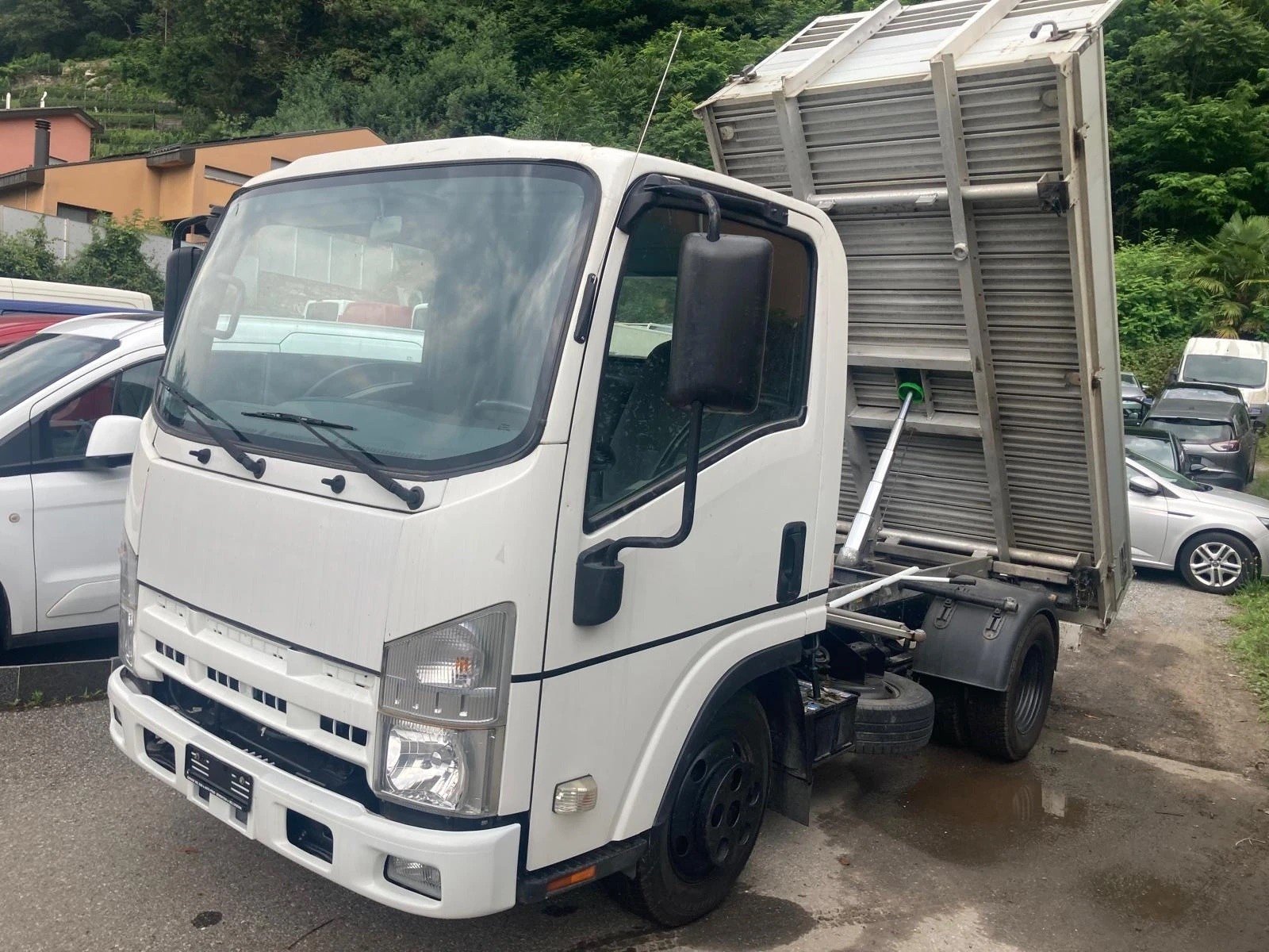ISUZU NLR 85 - L 35 F Adaptor, Diesel, Occasion / Gebraucht, Handschaltung - 2