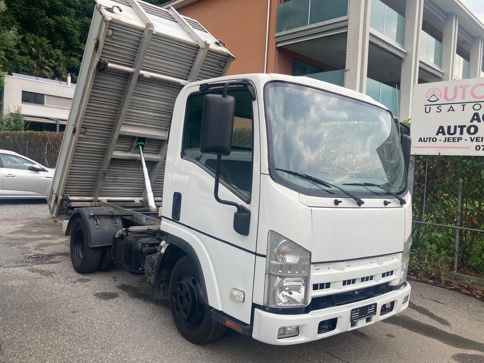 ISUZU NLR 85 - L 35 F Adaptor, Diesel, Occasion / Gebraucht, Handschaltung - 4