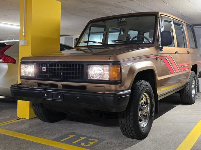 ISUZU Trooper II 2.3, Essence, Occasion / Utilisé, Manuelle