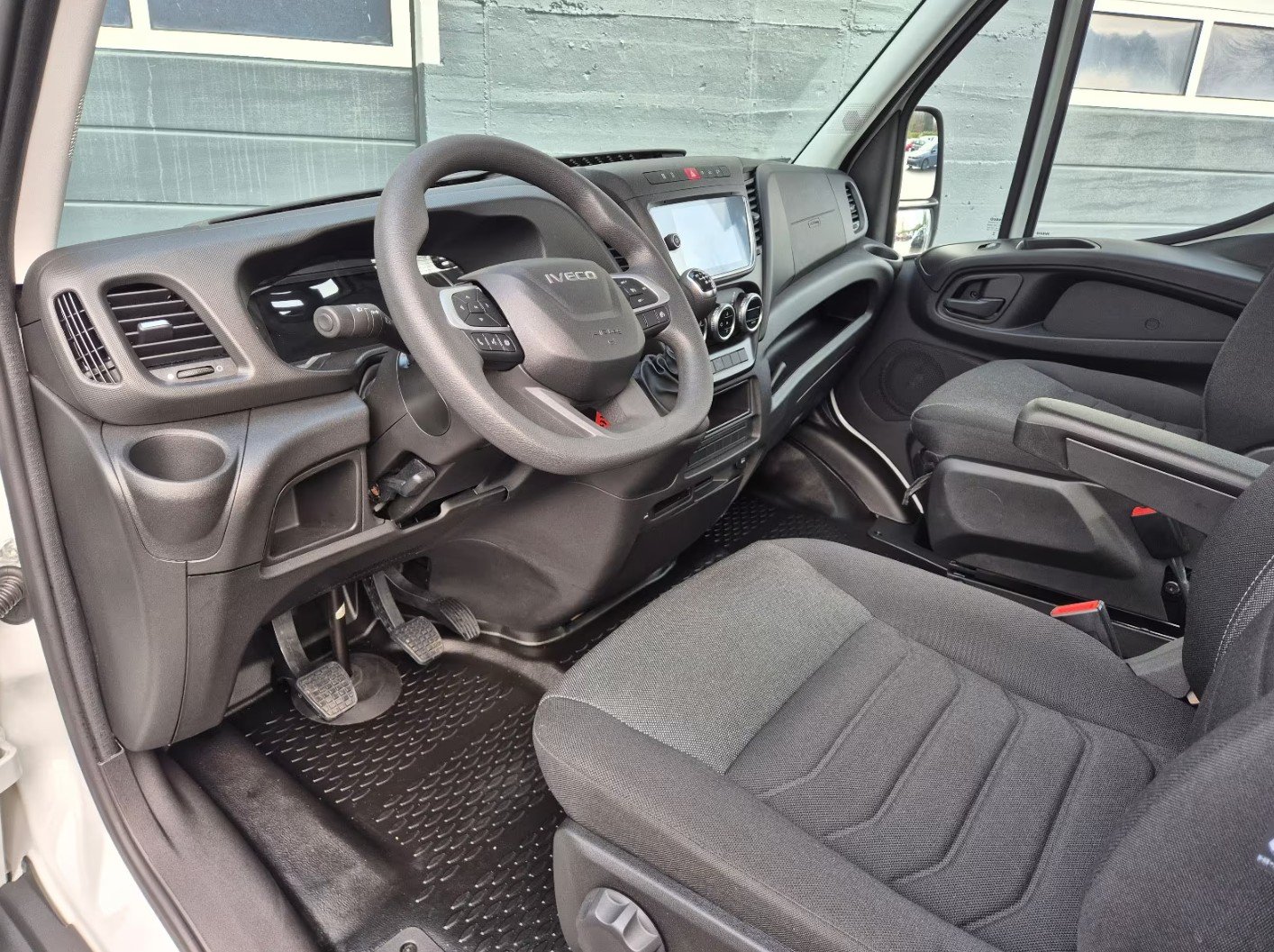 IVECO 35 C 14H D, Diesel, New car, Manual - 5