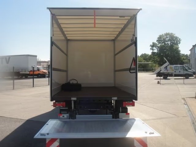 IVECO 35 S 16H Kofferumbau, Diesel, Auto nuove, Manuale - 4