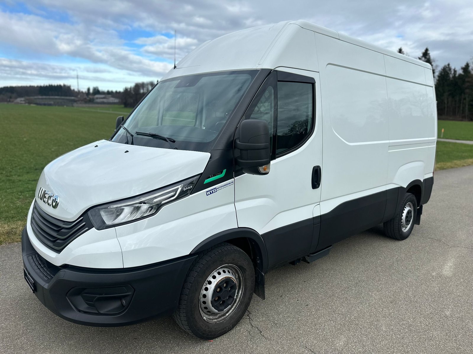 IVECO 35 S 14 NA8 V, Occasion / Utilisé, Automatique - 2