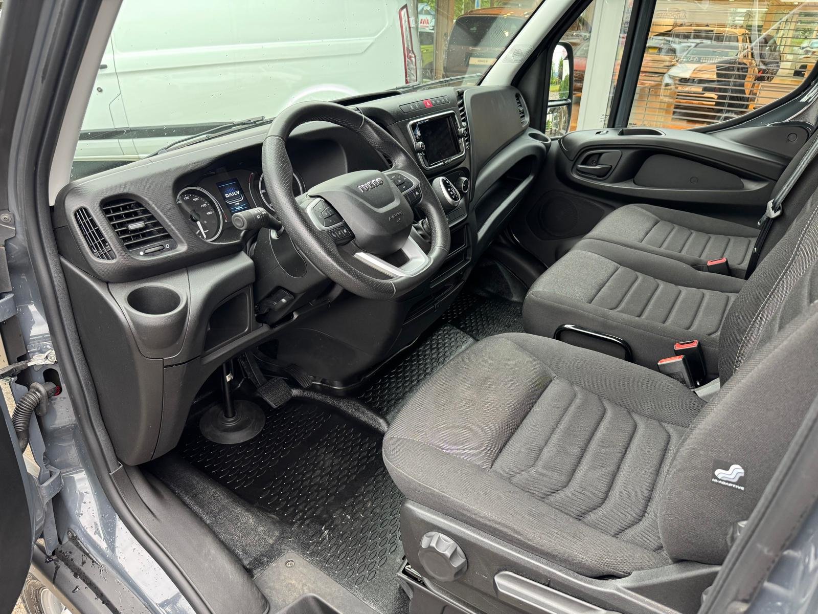 IVECO 35 S 16 A8 Lang Automatik, Diesel, Occasion / Gebraucht, Automatik - 2