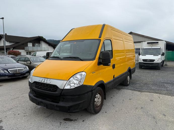 IVECO 35 S 13 V Anhängelast 3500 kg, Diesel, Occasion / Utilisé, Manuelle