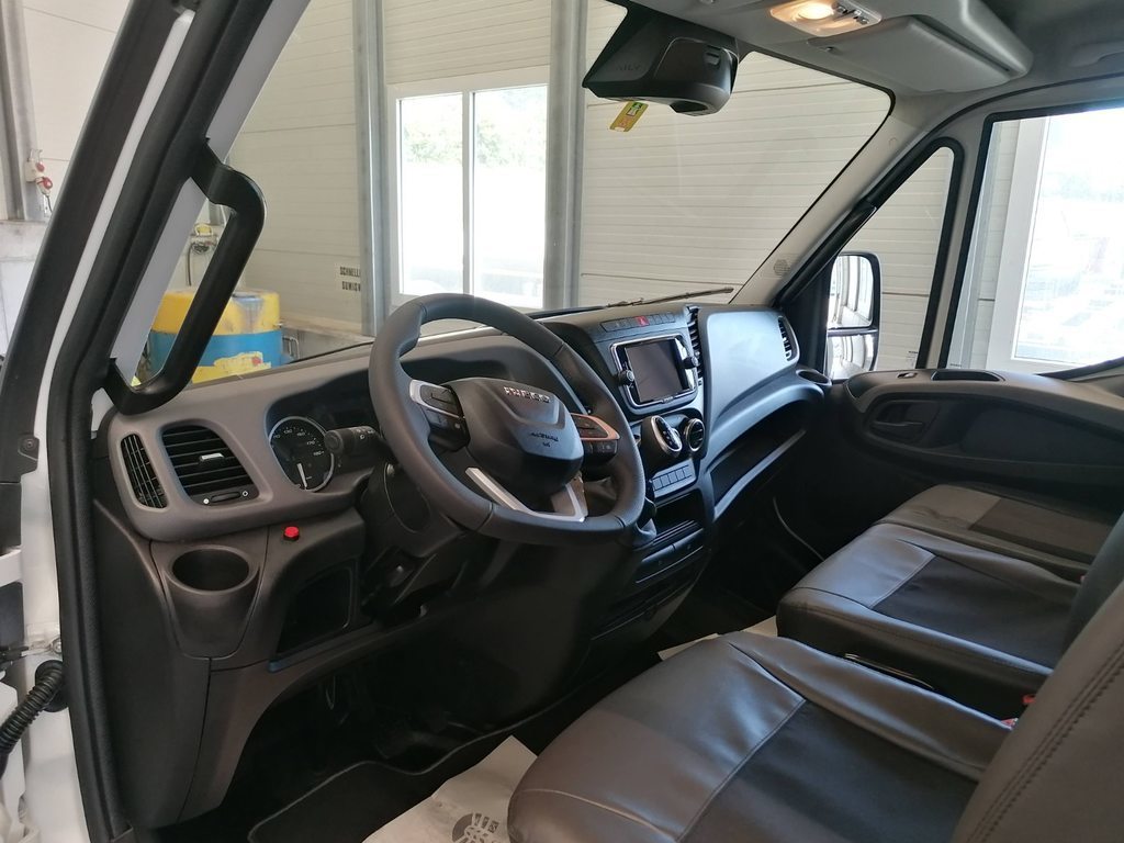 IVECO 3ID131, Diesel, Ex-demonstrator, Automatic - 3