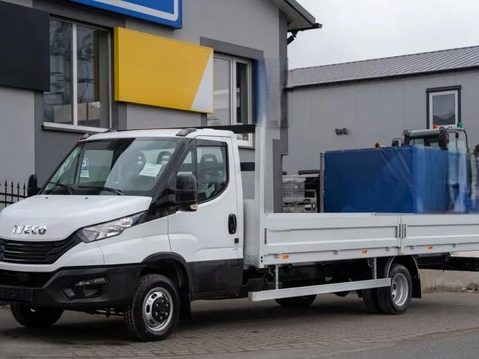 IVECO 50 C 16 A8, Diesel, Voiture nouvelle, Manuelle
