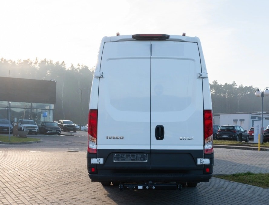 IVECO 50 C 18H A8 V 24-Sitzer, Diesel, Auto nuove, Automatico - 6
