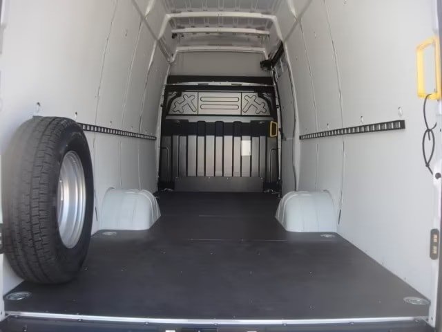 IVECO 70 C 18H A8, Diesel, Voiture nouvelle, Automatique - 6