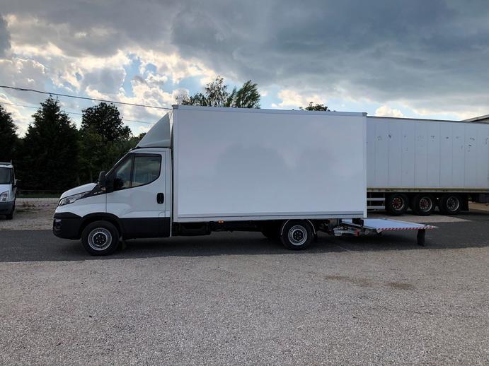 IVECO Daily 35 S 18H A8, Diesel, Auto nuove, Manuale