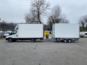 IVECO DAILY 35 S 18 3.0 HI-MATIC Möbelwagen mit Hebebühne / Durchl