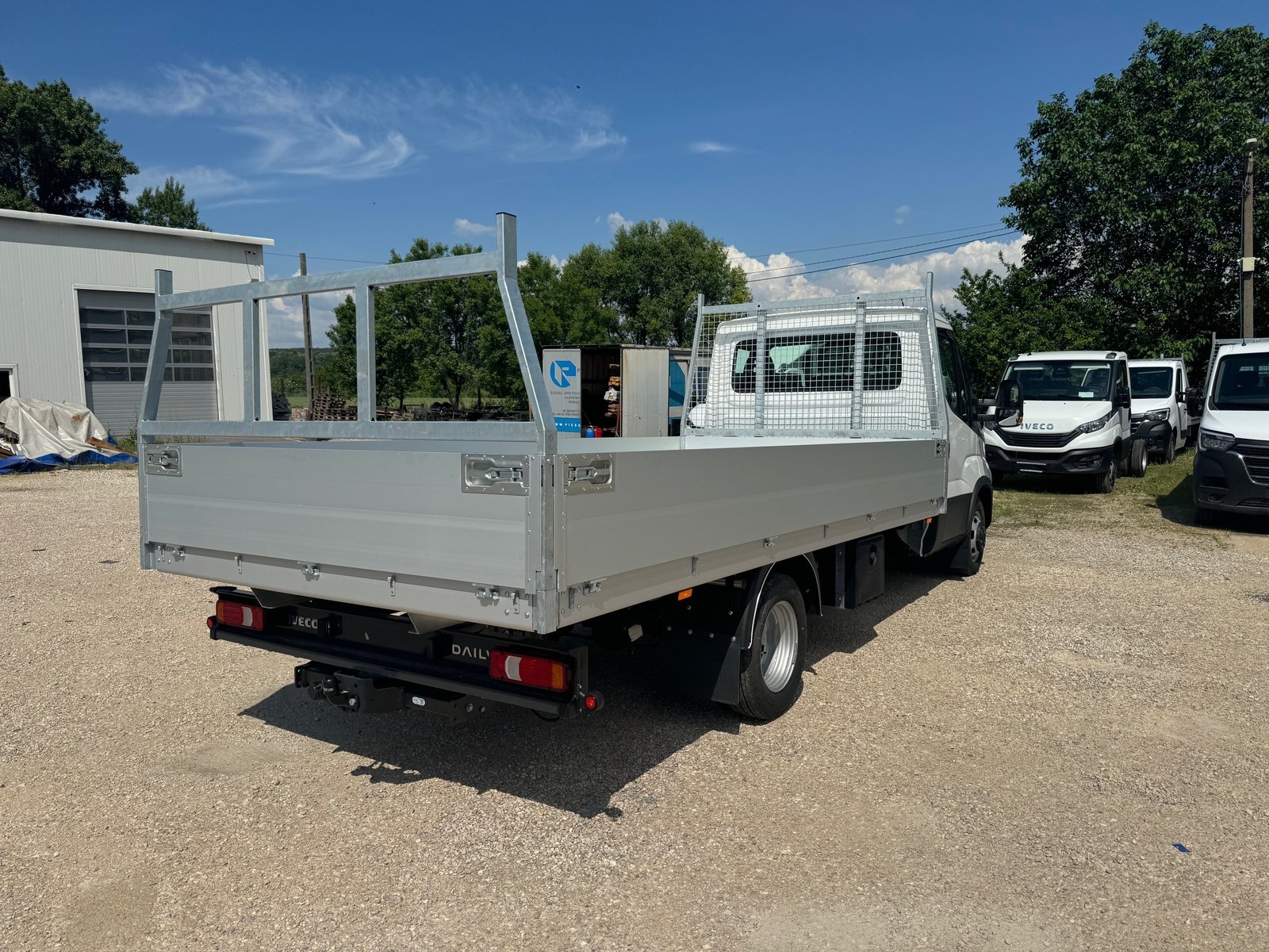 IVECO 35C18 3.0 mit Zwillingsbereifung und 4600mm Voll-Alupritsche, Diesel, Voiture nouvelle, Manuelle - 3