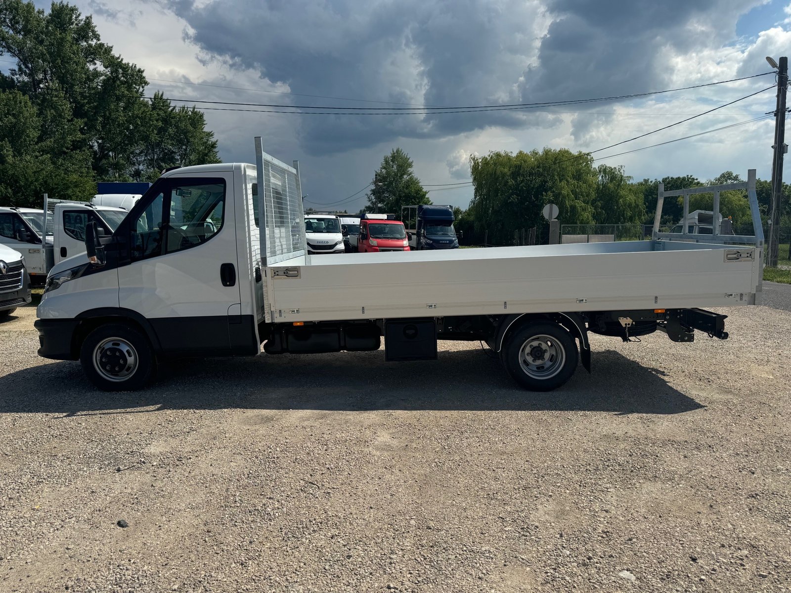IVECO 35C18 3.0 mit Zwillingsbereifung und 4600mm Voll-Alupritsche, Diesel, Voiture nouvelle, Manuelle - 5