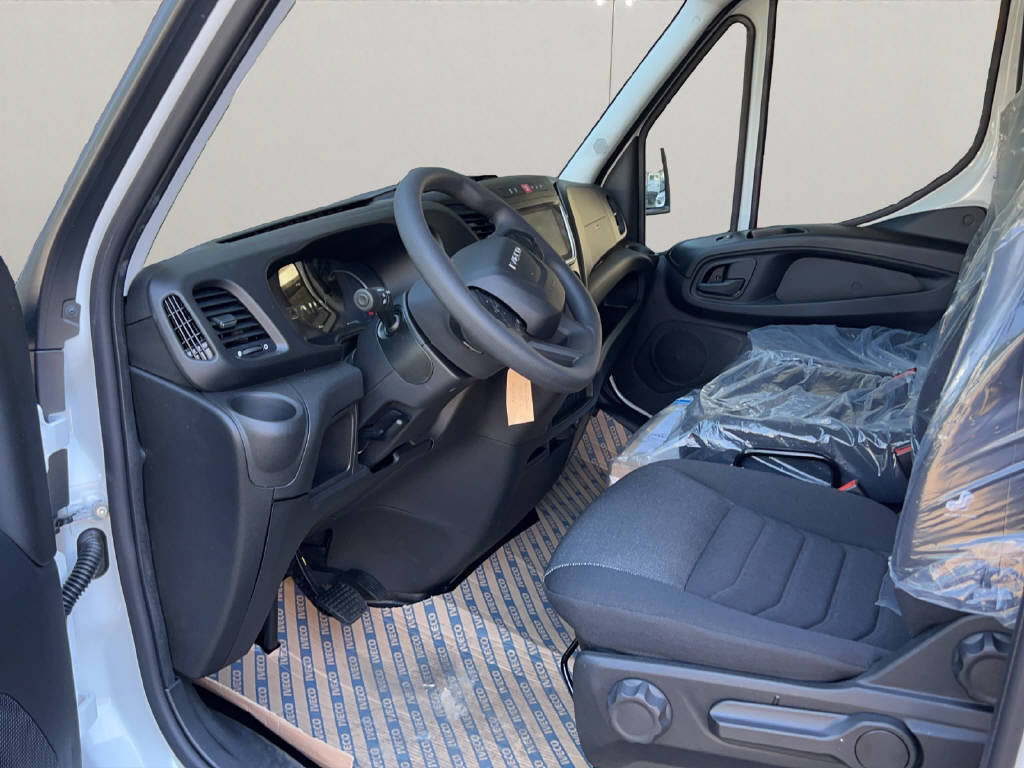 IVECO Daily 35 C 16HA8 K.-Ch. 3450 3.0 HPI 160, Diesel, Auto nuove, Automatico - 5