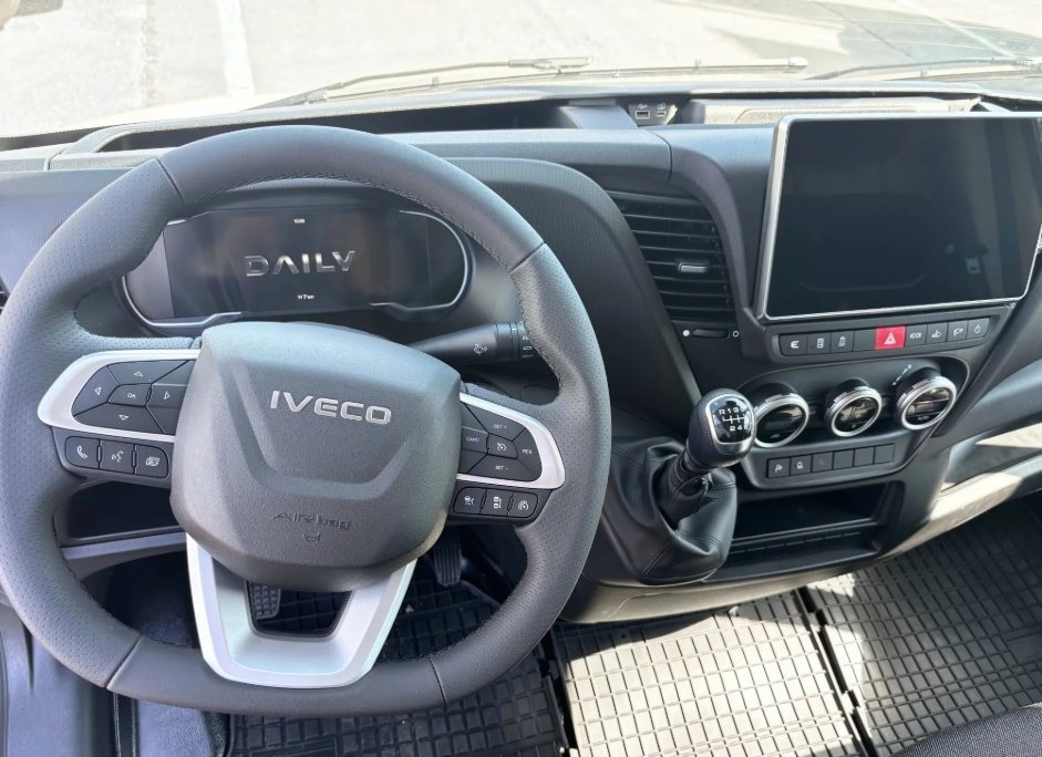 IVECO Daily 35 S 18H V L4H2, Diesel, Voiture nouvelle, Manuelle - 4