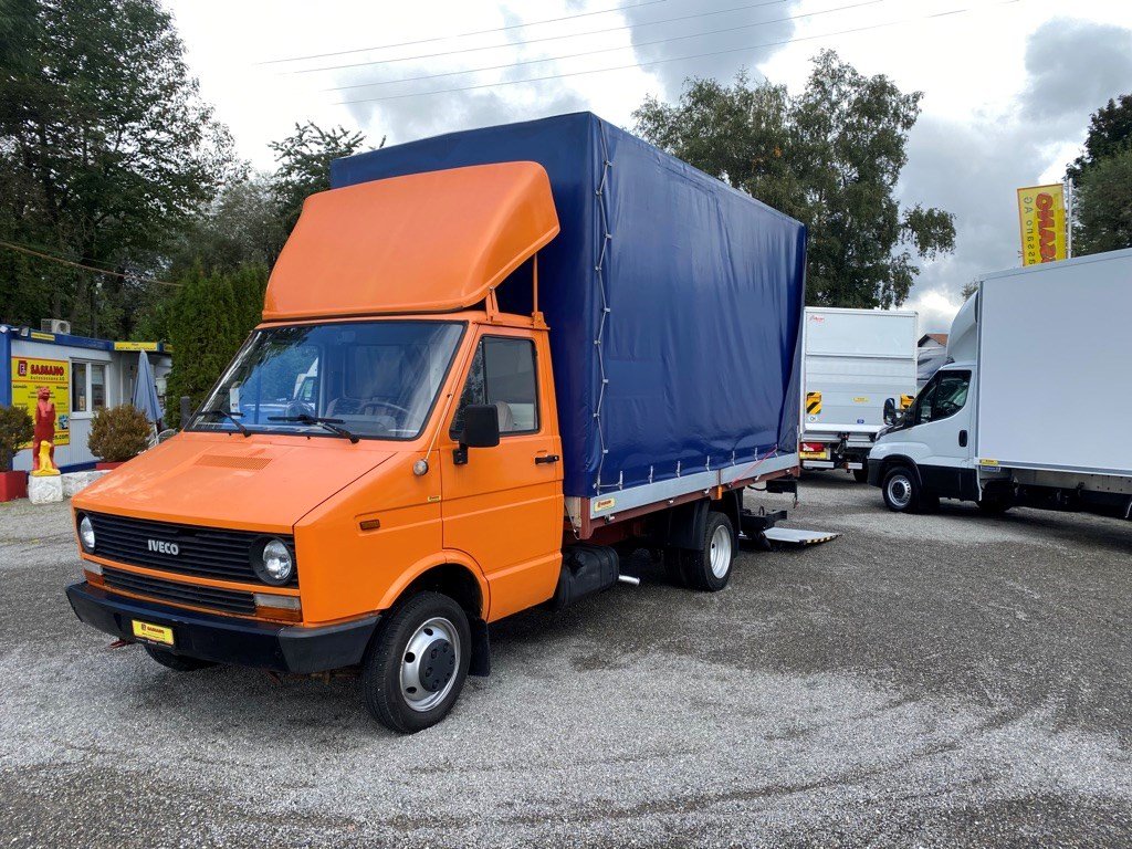 IVECO DAILY Blache / Hebebühne / Anhängerkupplung, Benzina, Occasioni / Usate, Manuale - 3